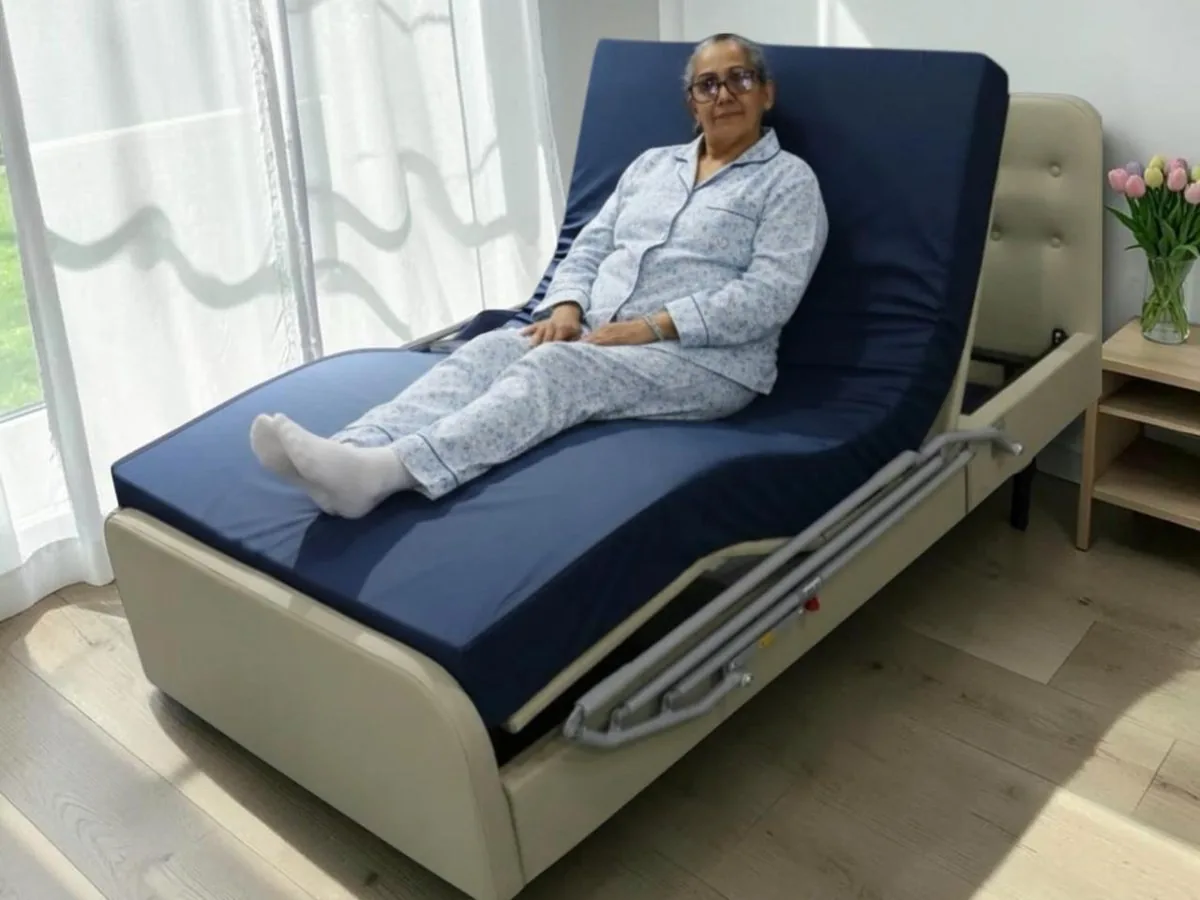 Cama instalada en un hogar, horizontal